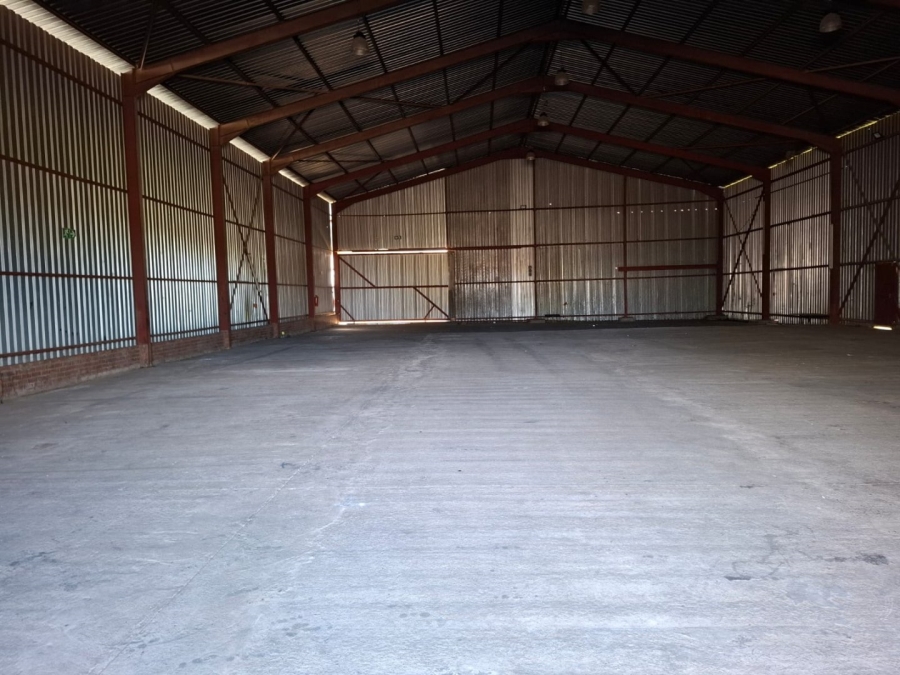 To Let Commercial Property for Rent in Oos Einde Free State